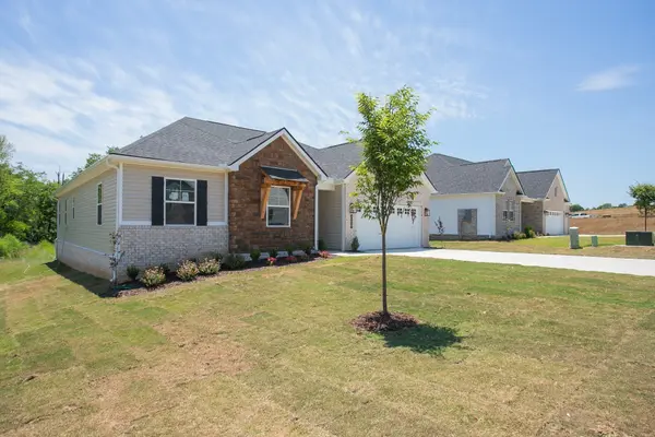 3219 Barrel Oak Pass, Columbia, TN 38401