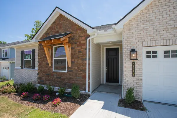 3219 Barrel Oak Pass, Columbia, TN 38401