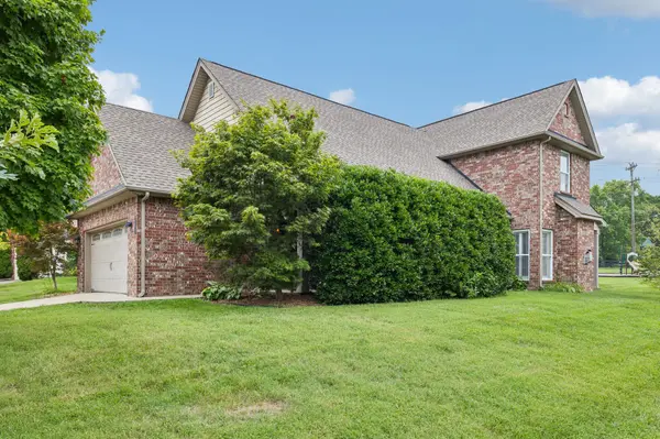 231 Dobson Branch Ct, Nolensville, TN 37135