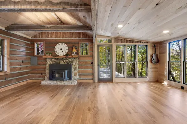6680 Pinewood Rd, Nunnelly, TN 37137