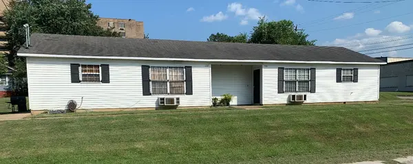 100 Woodruff St,  Jackson,  TN 38301