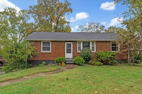 250 Bonnacroft Dr, Hermitage, TN 37076
