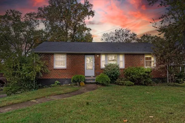 250 Bonnacroft Dr, Hermitage, TN 37076