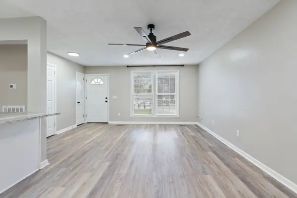 133 Batey Cir, Dickson, TN 37055