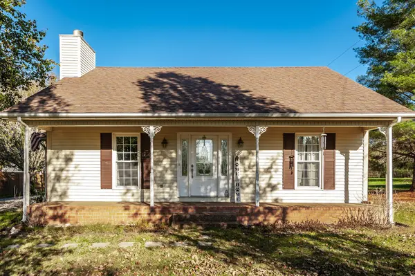 206 New Deal Potts Rd, Cottontown, TN 37048