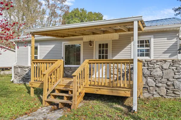 109 Oakwood Dr, Huntland, TN 37345