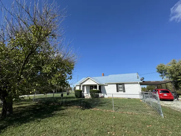 2737 Shellsford Rd, Mcminnville, TN 37110