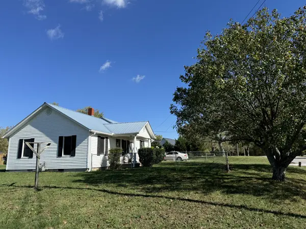 2737 Shellsford Rd, Mcminnville, TN 37110