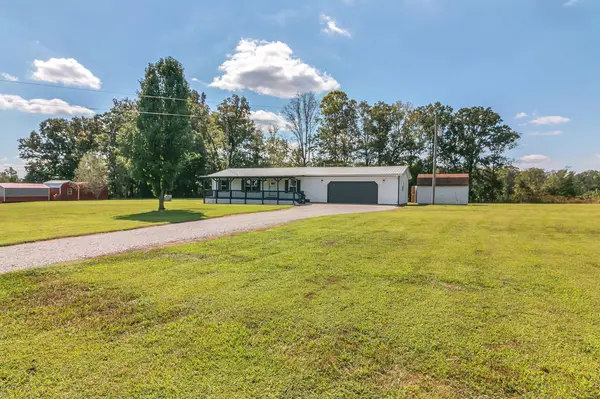 2640 Perkins Rd, Puryear, TN 38251