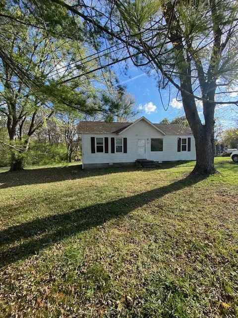 595 Blake Moore Dr,  La Vergne,  TN 37086