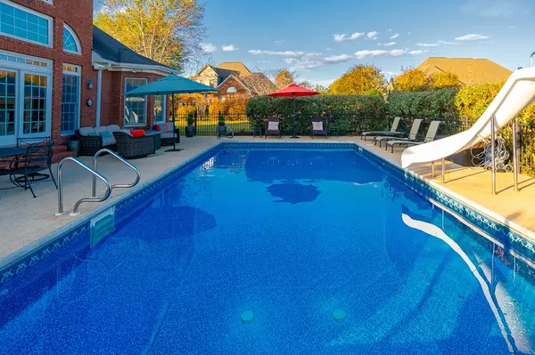 1303 Woodmont Ave, Fayetteville, TN 37334