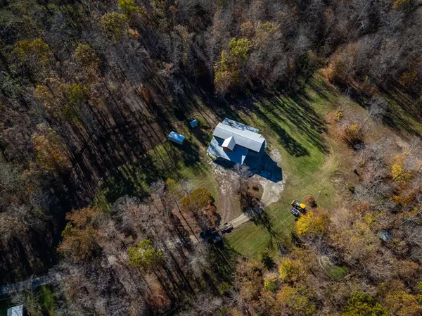 387 McCain Dr, Kingston Springs, TN 37082