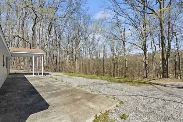 6929 Highway 76 #E, Springfield, TN 37172