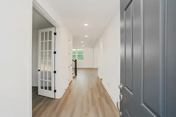 3315 Laurel Brook Drive, Columbia, TN 38401