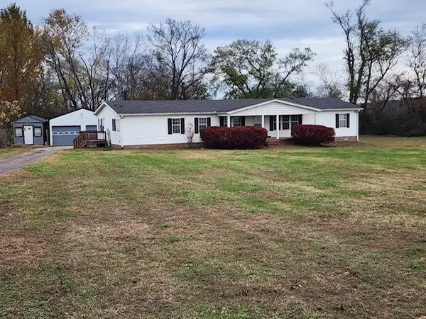 109 Lbj Dr, Gallatin, TN 37066