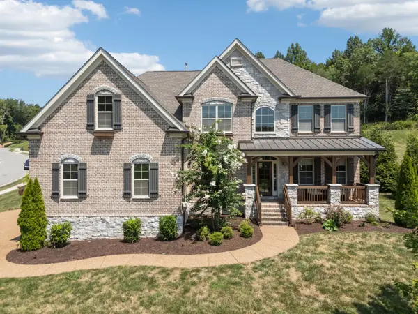 9600 Stonebluff Dr, Brentwood, TN 37027