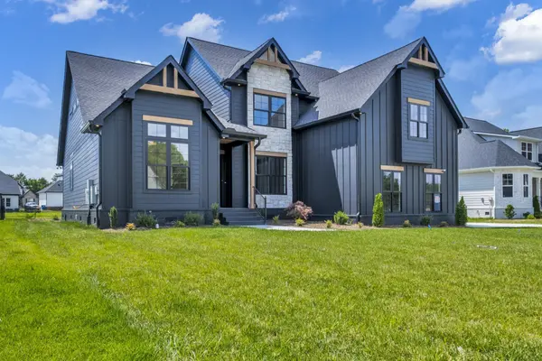 6820 Springwater St, Smyrna, TN 37167