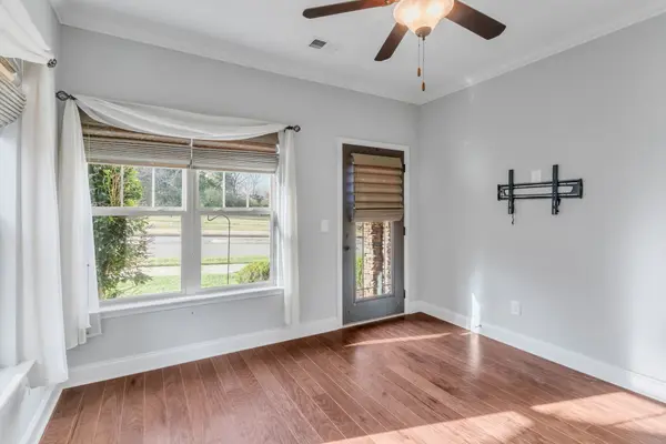 106 Bellingdon Dr, Gallatin, TN 37066