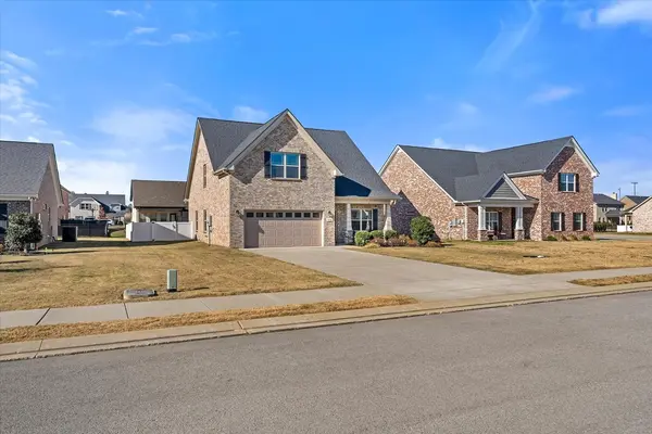 606 Golden Eagle Ct, Eagleville, TN 37060