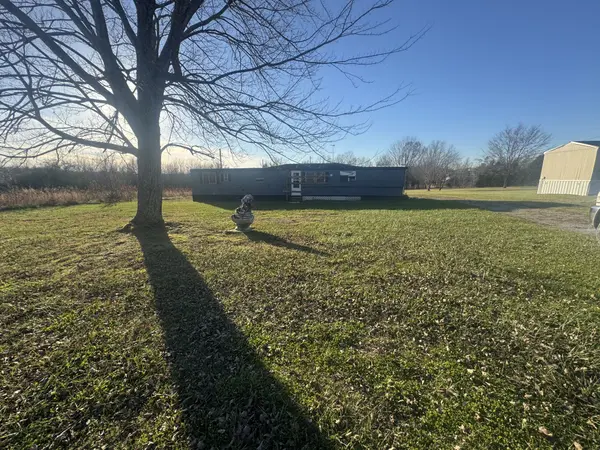 435 Nubia Rd, Westmoreland, TN 37186