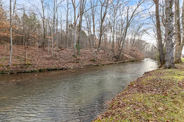 616 Tidwell Rd, Bon Aqua, TN 37025