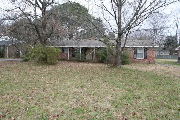 8060 Sawyer Brown Rd, Nashville, TN 37221