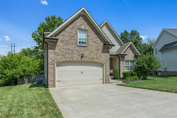 1017 Quiver Ln, Clarksville, TN 37043