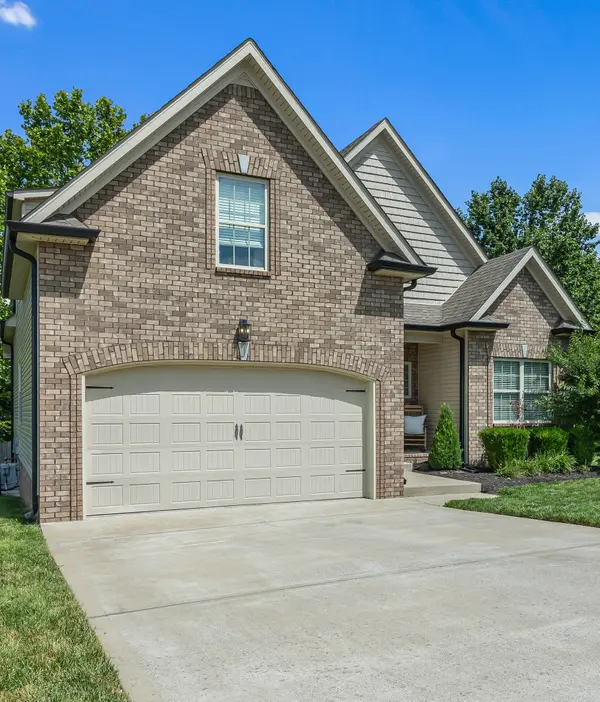 1017 Quiver Ln, Clarksville, TN 37043