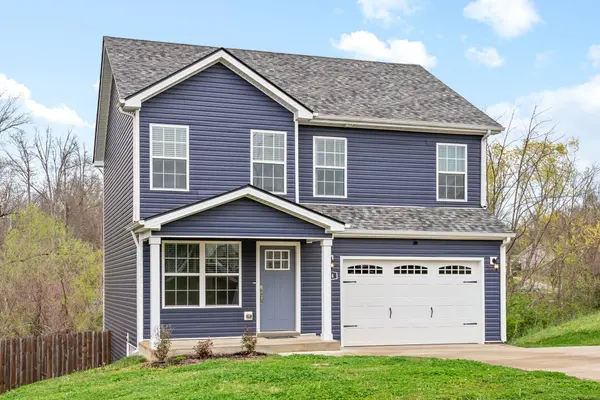 564 Cedar Valley Dr, Clarksville, TN 37043