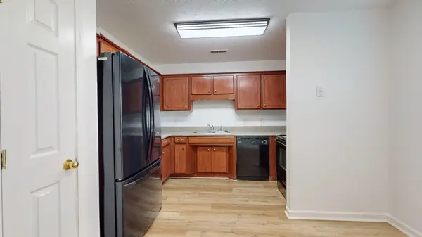 609 Glen Valley Trl, Smyrna, TN 37167