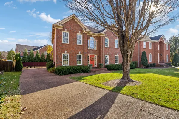 529 Forrest Park Cir, Franklin, TN 37064
