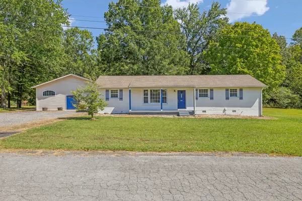 1012 Interstate Park Cir, Cedar Hill, TN 37032