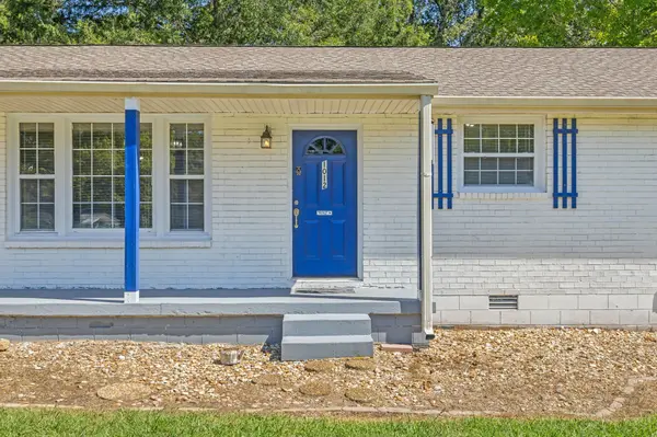 1012 Interstate Park Cir, Cedar Hill, TN 37032