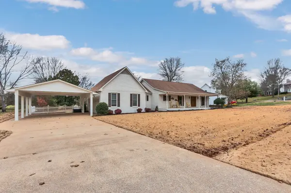 119 Creekside Dr, Columbia, TN 38401