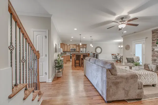 106 Saturday Dr, Lascassas, TN 37085