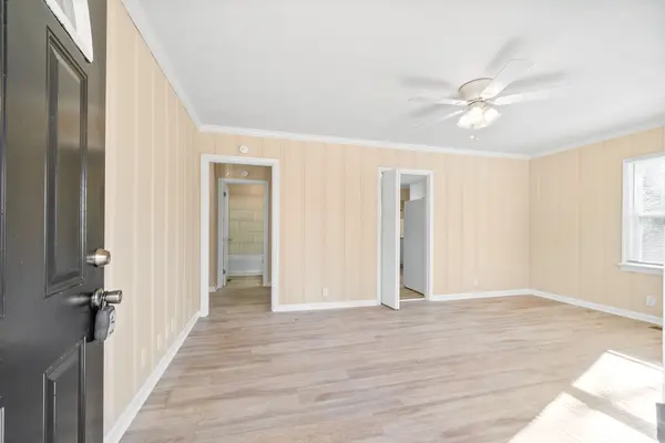 971 Swift Dr, Clarksville, TN 37040