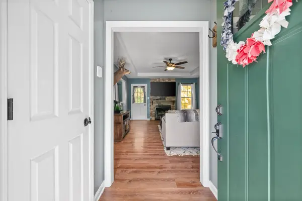 423 McMurry Rd, Clarksville, TN 37042