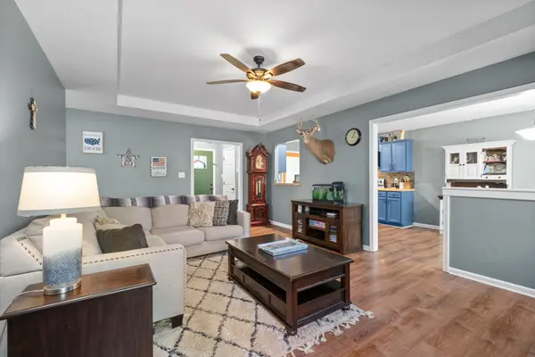 423 McMurry Rd, Clarksville, TN 37042