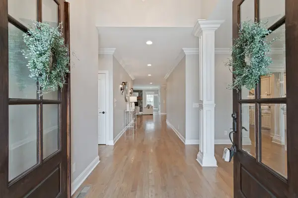 819 Stonebrook Dr, Lebanon, TN 37087