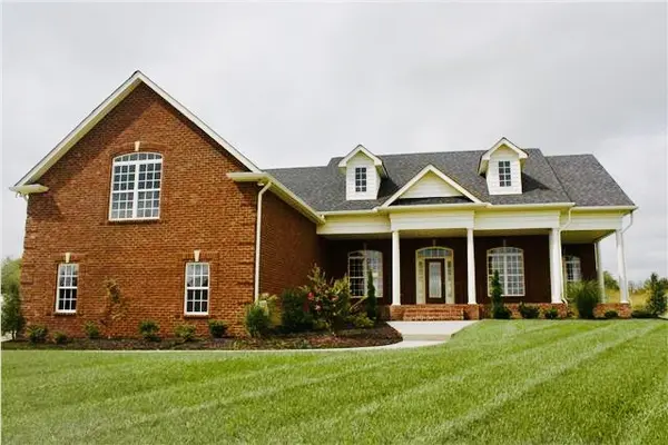 927 Westbrook Dr, Gallatin, TN 37066