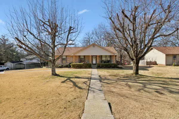 407 Lookout Dr, Columbia, TN 38401