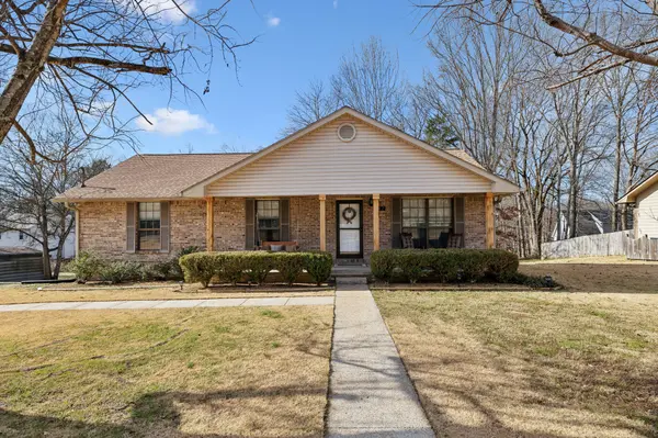 407 Lookout Dr, Columbia, TN 38401