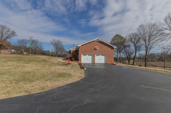 2113 Paula Dr, Madison, TN 37115