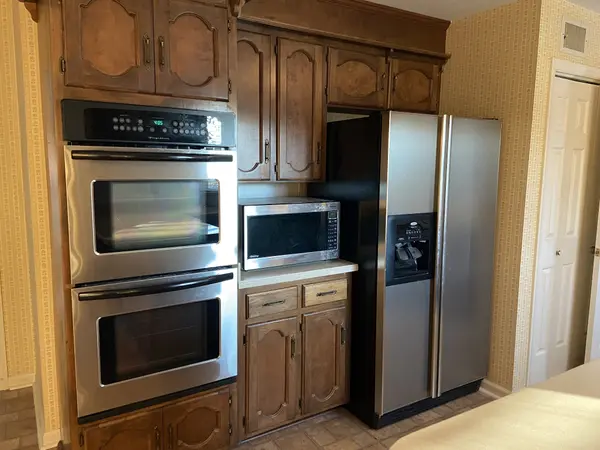 2208 Red Fox Ct, Murfreesboro, TN 37129