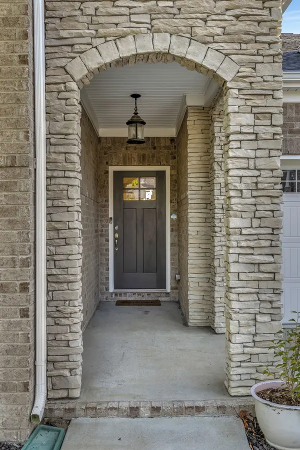 4024 Magnolia Farms Dr, Hermitage, TN 37076