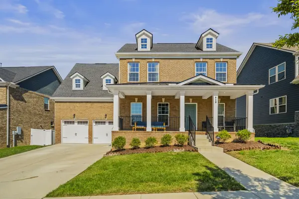 919 Orchid Pl, Hendersonville, TN 37075