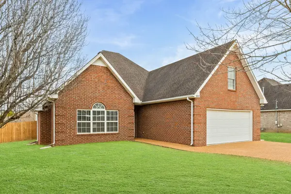 9003 Capshaw St, Smyrna, TN 37167