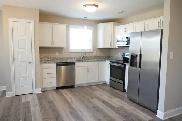 844 Lillian Grace Dr, Clarksville, TN 37043