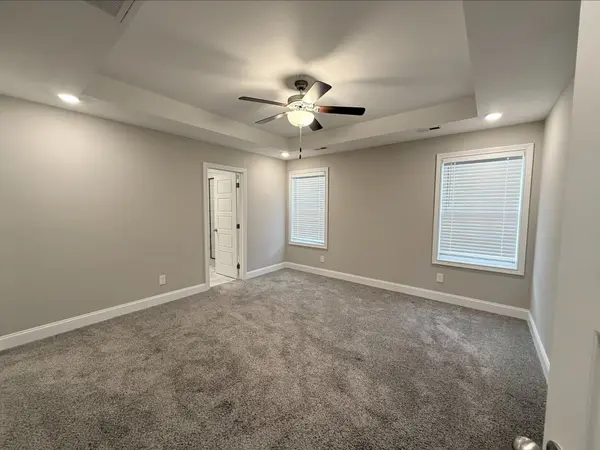 844 Lillian Grace Dr, Clarksville, TN 37043
