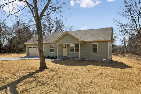 42 Idlewild Spur, Oak Grove, KY 42262